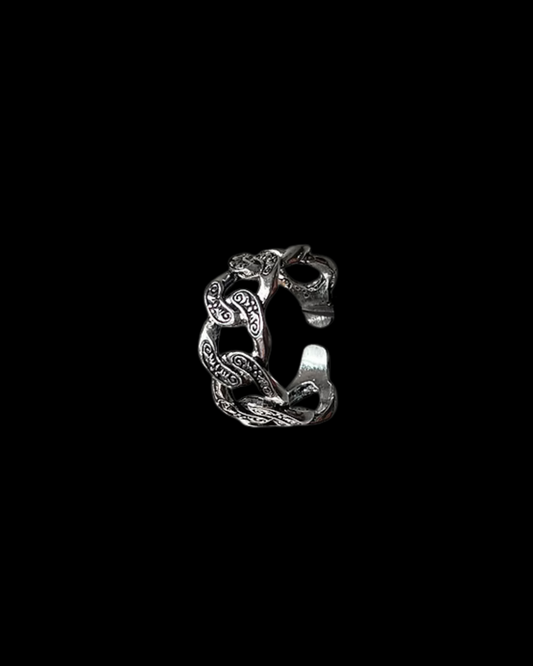 Mythbind - Gothic Chain Ring