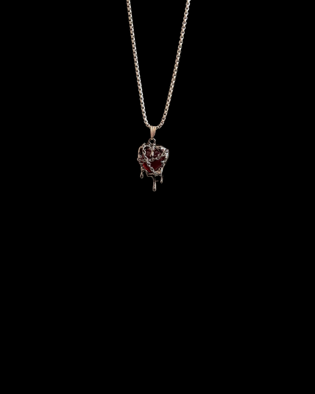 Sablebind - Gothic Heart Necklace