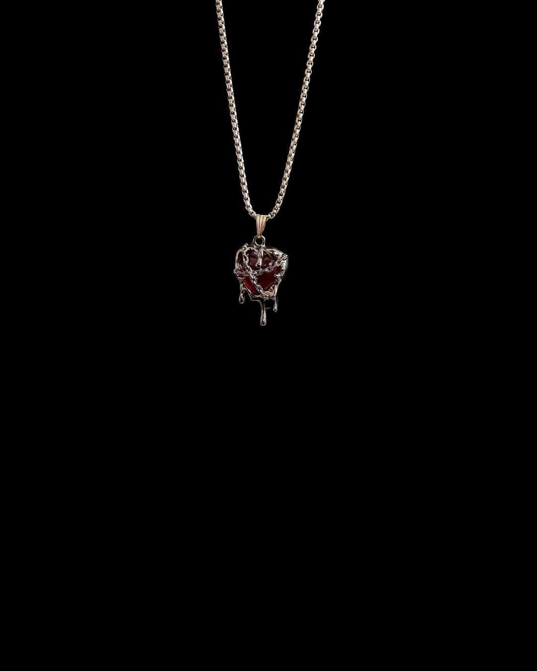 Sablebind - Gothic Heart Necklace