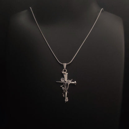 Vinebound - Gothic Cross Necklace - Bloodysweetgothic